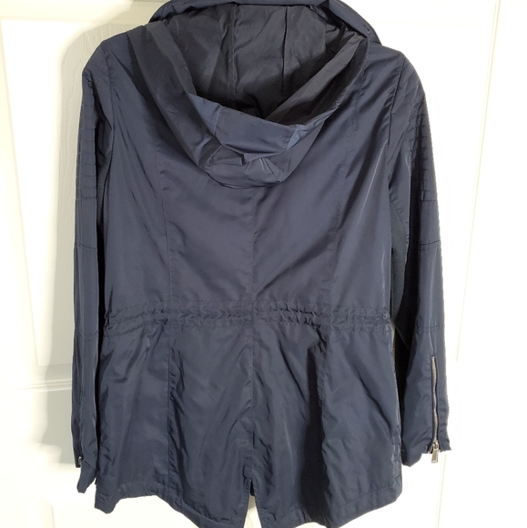 **SOLD** BCBG Anorak Rain Jacket - Picture 2 of 8